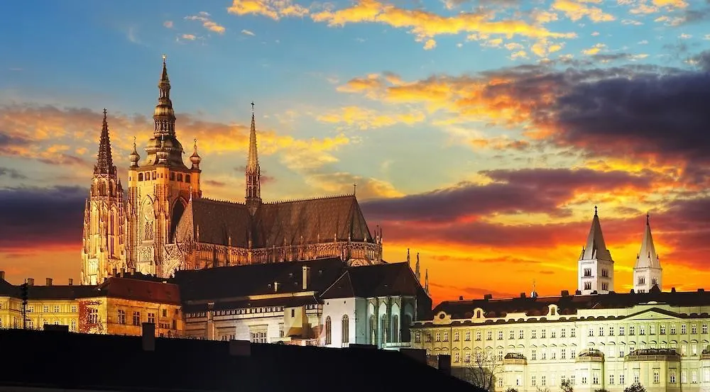 Vienna House By Wyndham Diplomat Prague Hotel