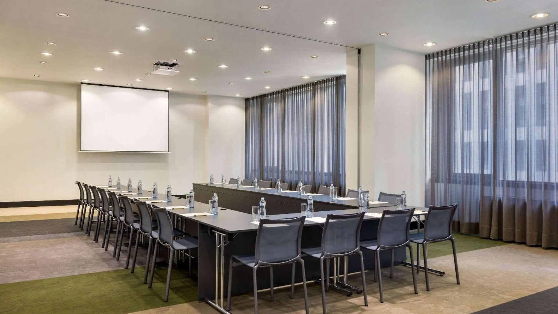 Vienna House By Wyndham Diplomat Prague Hotel