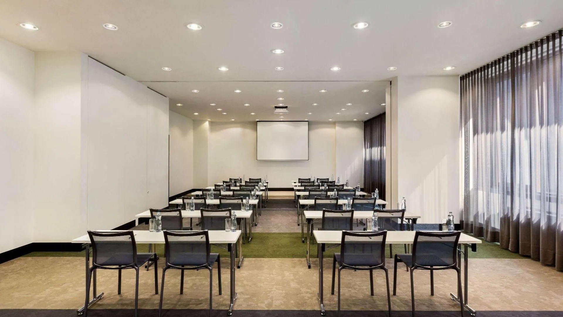 Vienna House By Wyndham Diplomat Prague Hotel