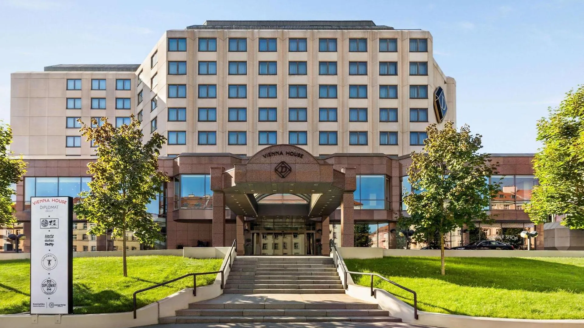 Vienna House By Wyndham Diplomat Prague Hotel 4*,